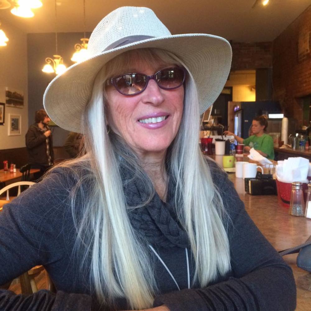 Meet your Posher, Debra